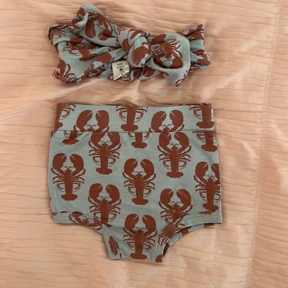 Kate Quinn Lobster Headband & Bloomer Set - Picture 1 of 2